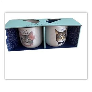 set of two cups decorated with pet faces